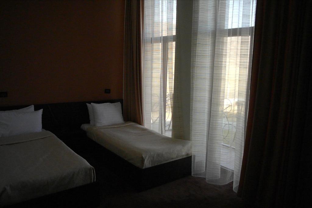 Akhtamar Hotel Cjsc Арзакан Номер фото