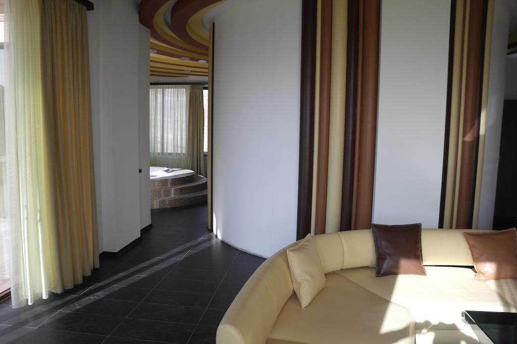 Akhtamar Hotel Cjsc Арзакан Номер фото