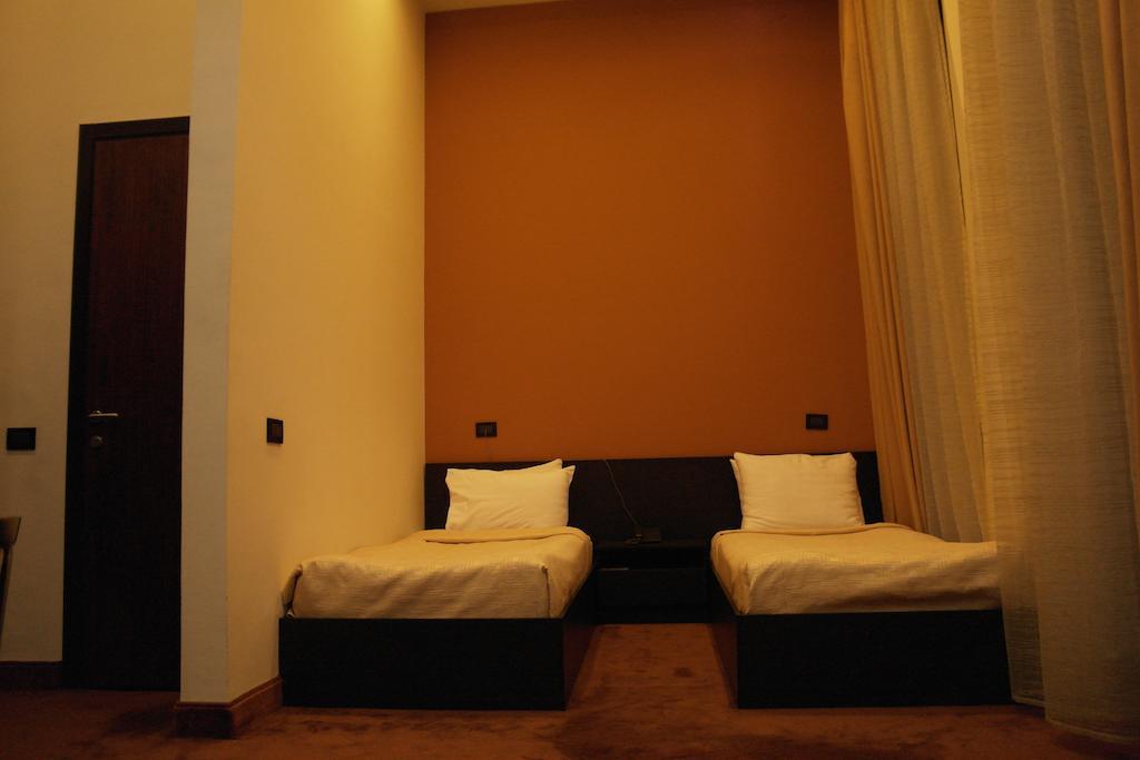Akhtamar Hotel Cjsc Арзакан Номер фото