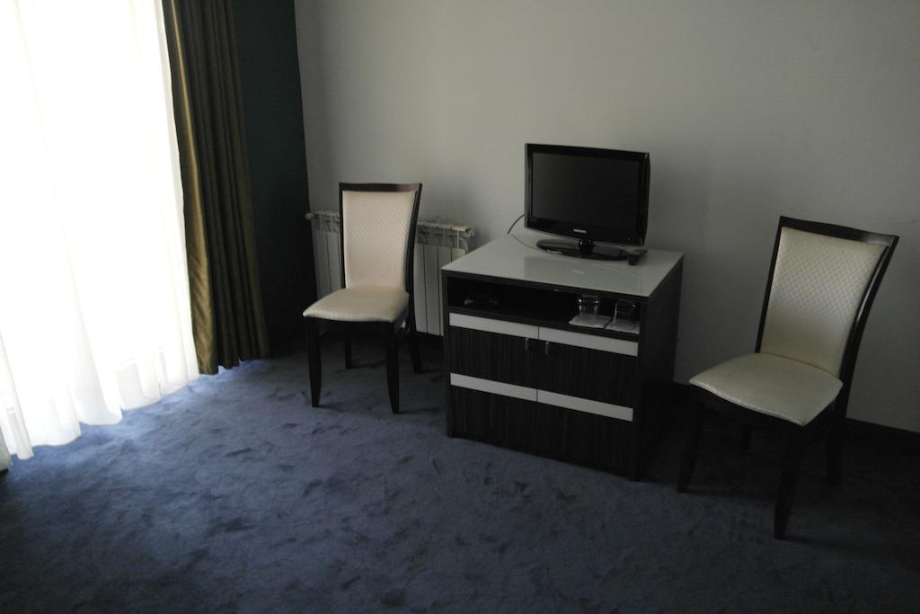 Akhtamar Hotel Cjsc Арзакан Номер фото